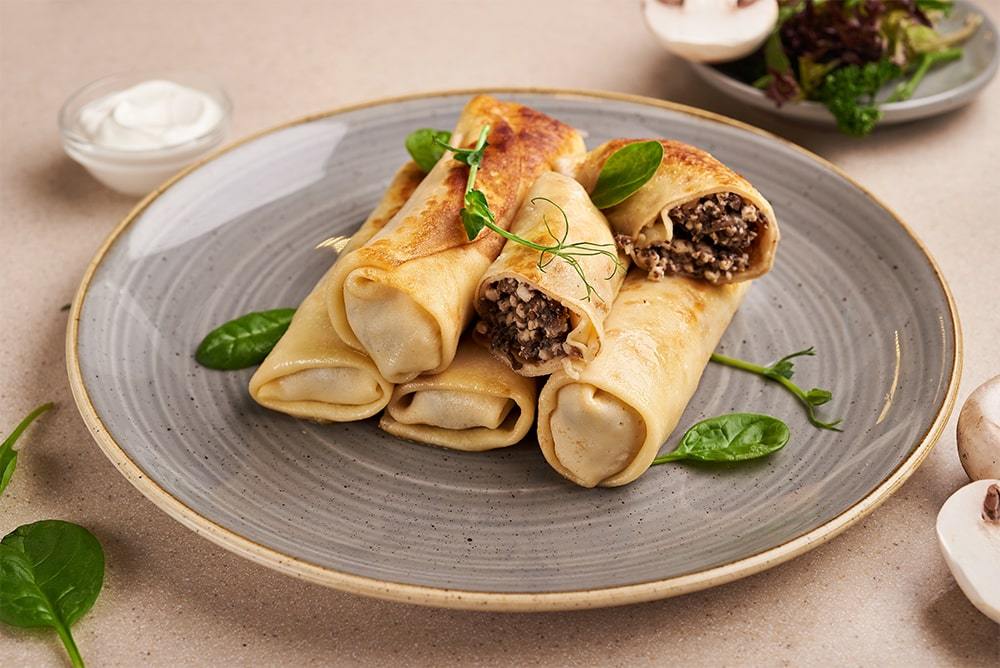 МЛИНЦІ З КУРКОЮ, ГРИБАМИ ТА СИРОМ - Зображення 1